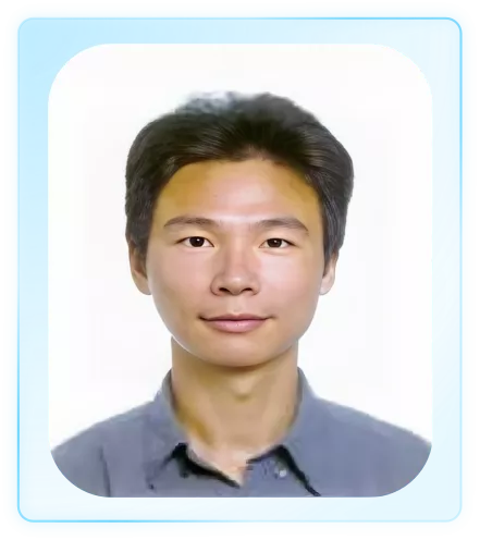 吴晓锋  NirvanaTechnology的总工程师 大阪大学博士后研究 复旦大学电子工程系获博士 心活智能研发总监